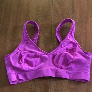 Hanes Ultimate Barely There Comfort bra